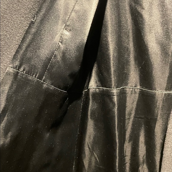 Vintage Black Coat made in Canada with Superfine Wool from Italy - Picture 8 of 12